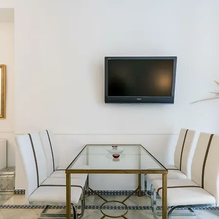 Holidays Isbilia Centro By Valcambre * Sevilla