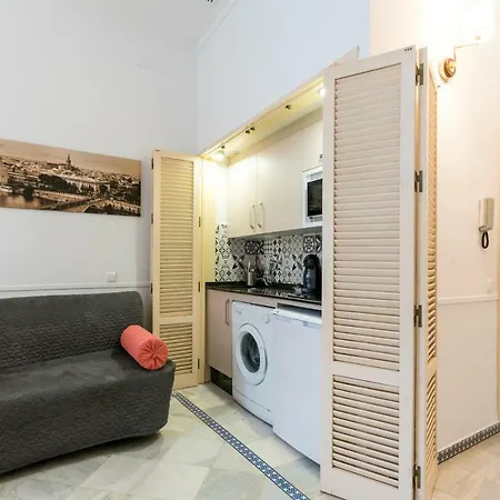 Lejlighed Holidays Isbilia Centro By Valcambre Sevilla